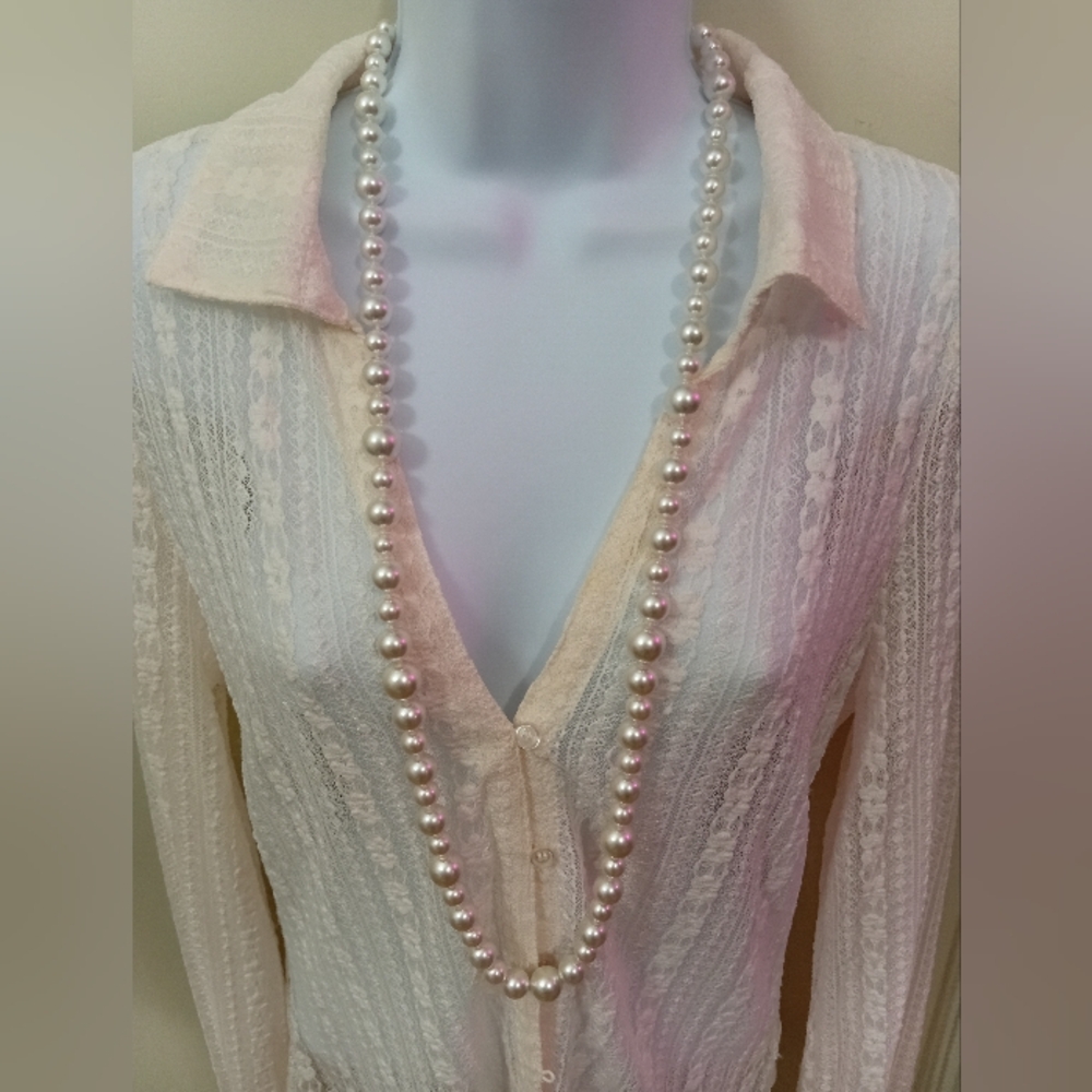 Classic White Pearl Necklace